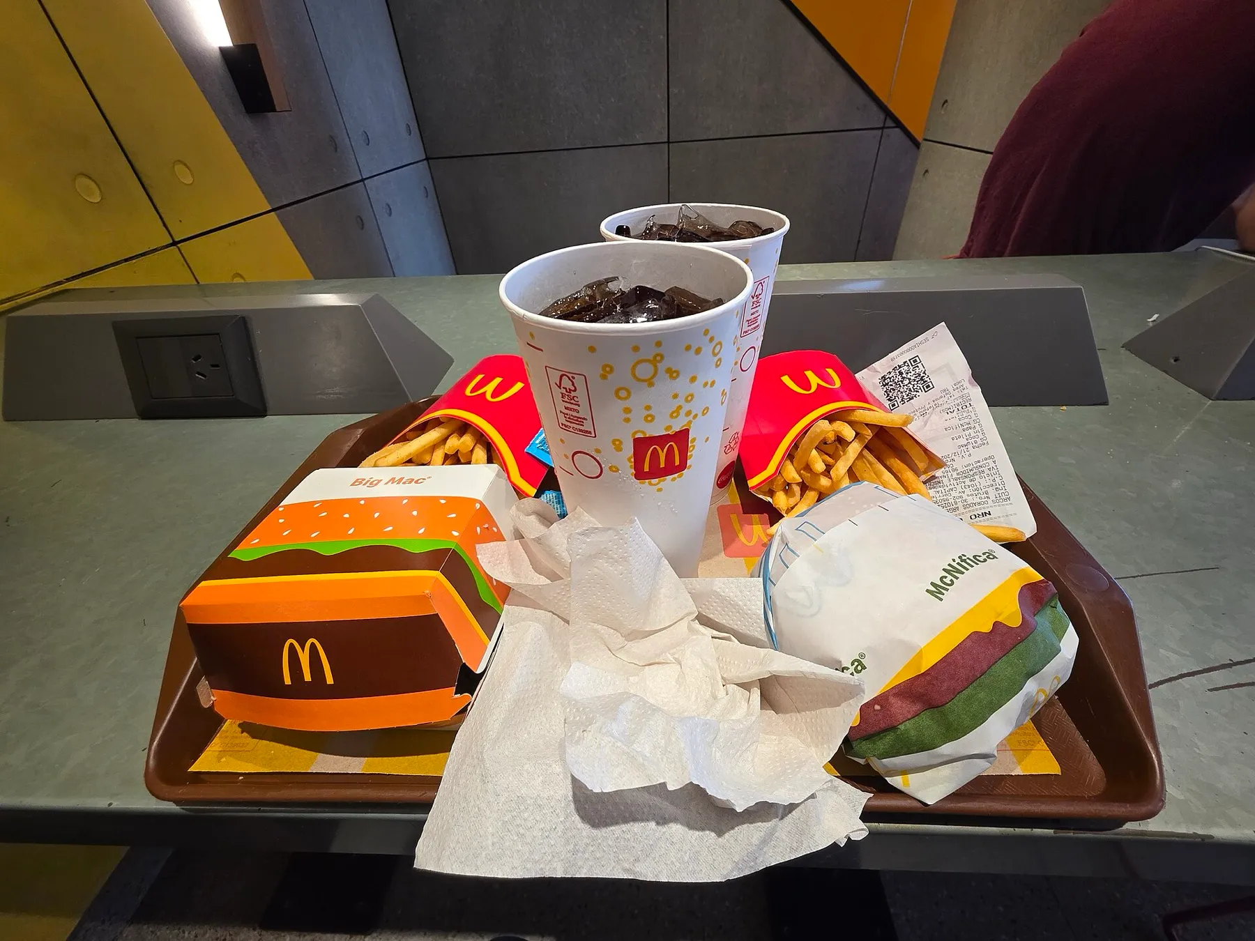 A tray with a Big Mac and a McNífica combo at a McDonald’s in Buenos Aires
